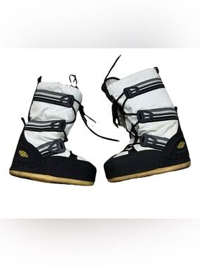 Authentic Tecnica MOON BOOT Nylon White /black The Original, 42-44 made in Italy